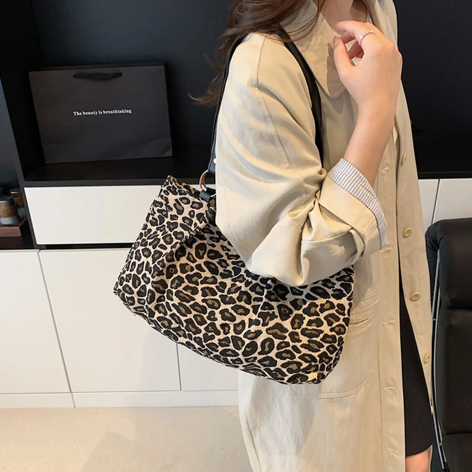 Women Zebra Leopard Print Underarm Shoulder Bag Large Capacity Shoulder Bag Simple Shoulder Tote Bag for School Work Daily Use