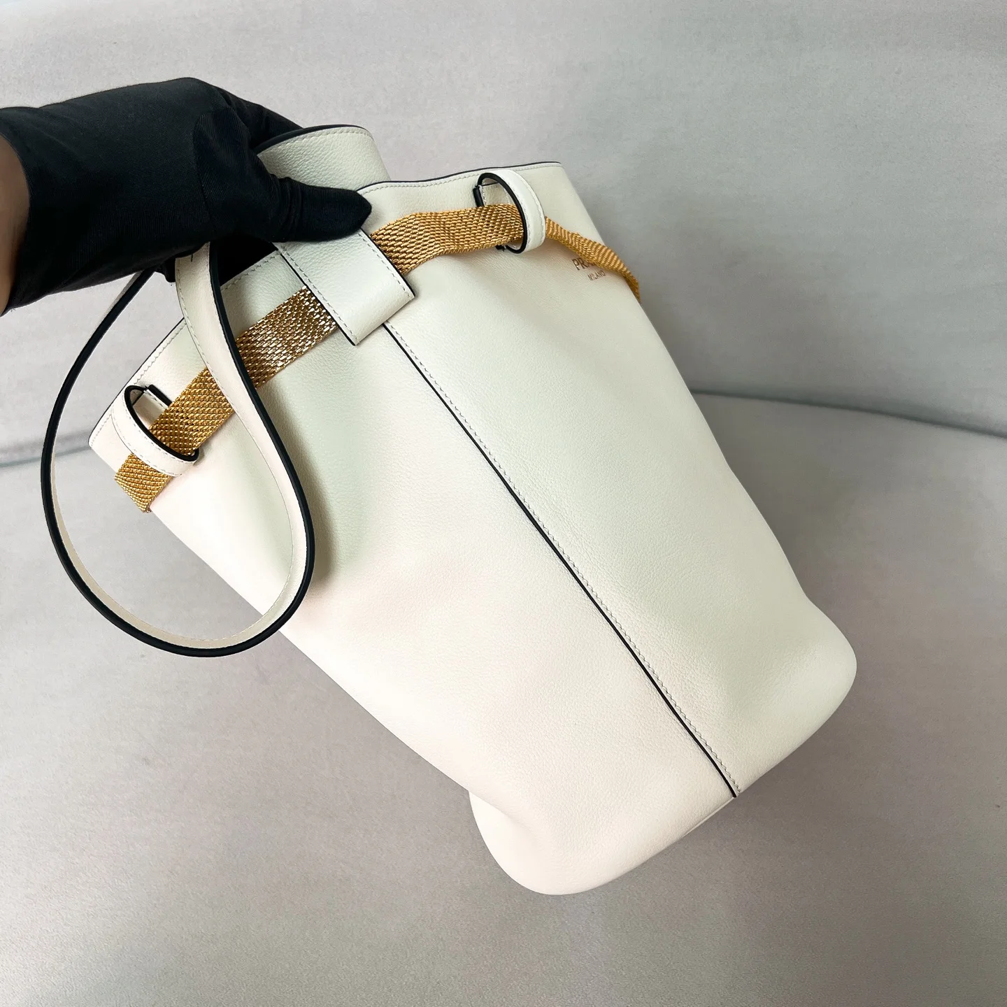2026 Luxury Solid Color Bucket Bag Designer Shoulder Strap Versatile Crossbody Handbag for Women Famous Brand New Arrival, view 4