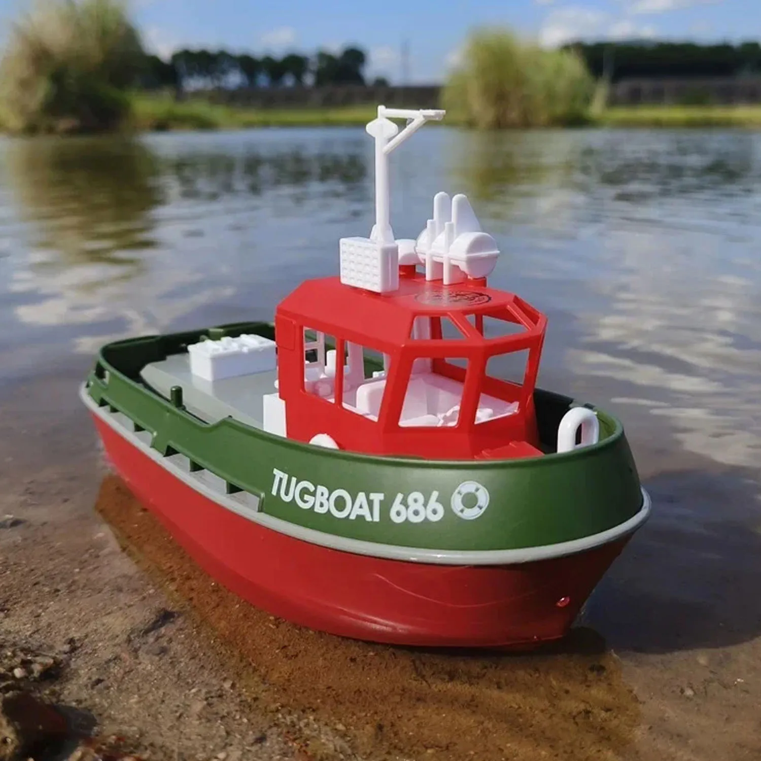 2.4G RC Mini Boats Toys RTR Heng Long 1/72 Scale RC Tugboat Long Range Wireless Remote Control Tugboats Model Servo Motor Gifts 2