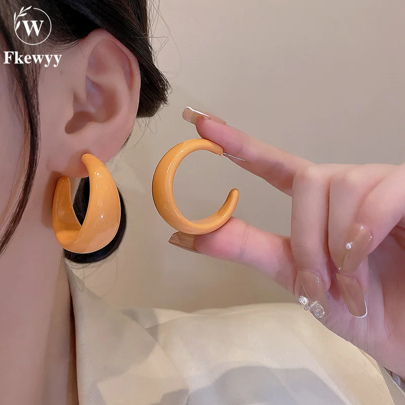 

Fkewyy Retro Hong Kong Style C-shaped Round Earrings Ins Exaggerated Earrings S925 Silver Needle Personality Simple Ear Jewelry