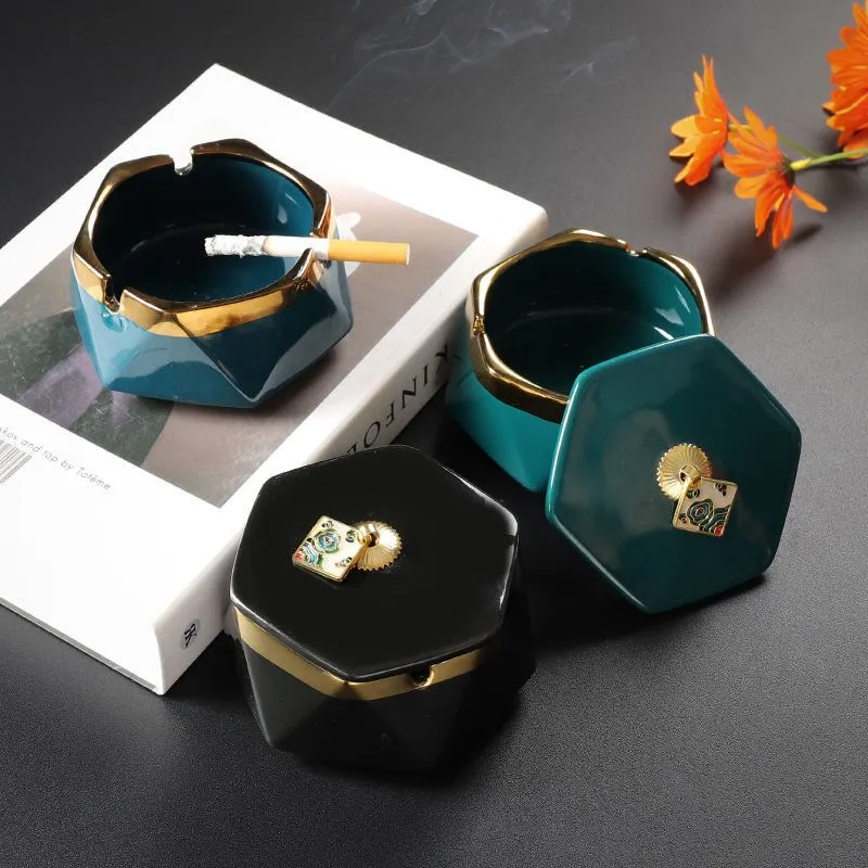 Home Living Room Anti-Flying Ashtray Creative Personality Trend Office Decoration Ashtray With Cover To Prevent Smoke Smell