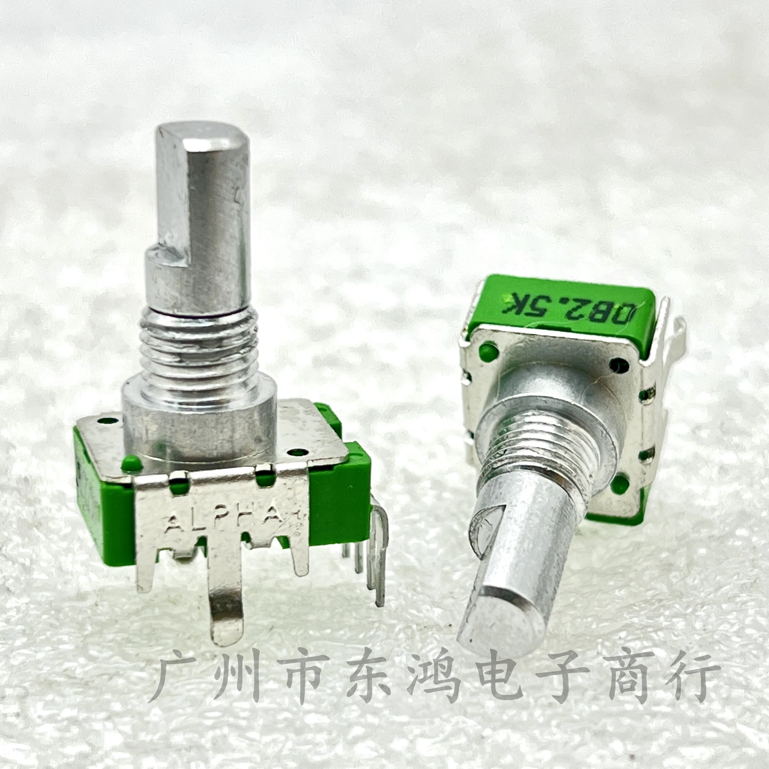 1pcs for ALPHA for BOSS GT10 Volume effect0B2.5k potentiometer 4pin vertical 360&deg;