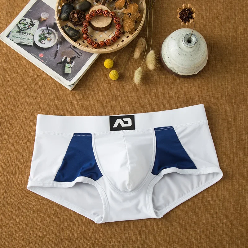 Men's flat-angle milk silk underwear comfortable and skin-friendly breathable silky smooth quick-drying low-rise boxers 3