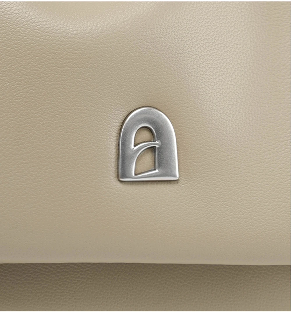 Interior compartments view