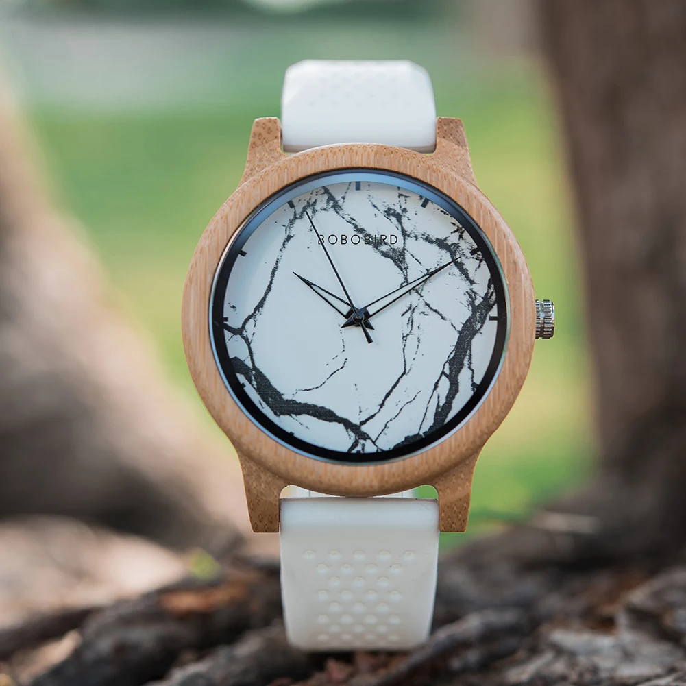 BOBO BIRD Green Leather Wood Watch with Japan Quartz Movement – Stylish Customizable Gift
