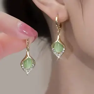 Korean Fashion Cat Eye Stone Crystal Earrings For Women Jewelry 2024 Trending Luxury Women's Vintage Water Drop Earrings 2Z40