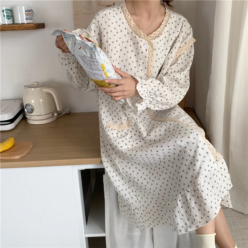 

Women's Loose Simple Floral Print Soft Cotton Double Yarn Outer Lace Homewear Retro Cute Ruffle Long Sleeve Nightdress D565