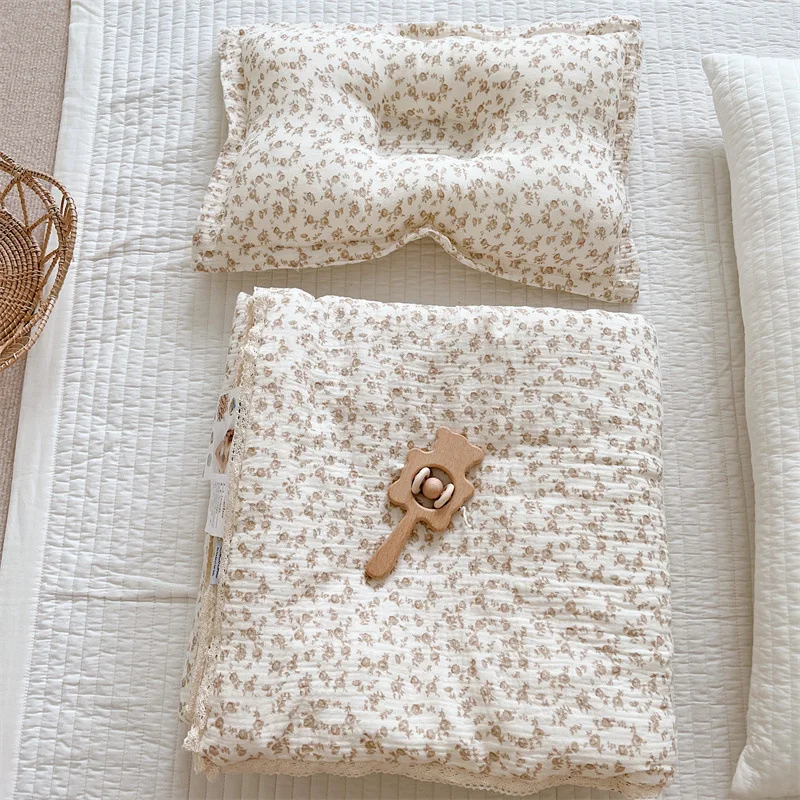Baby Camellia Rose Print Muslin Trends Blanket Quilt