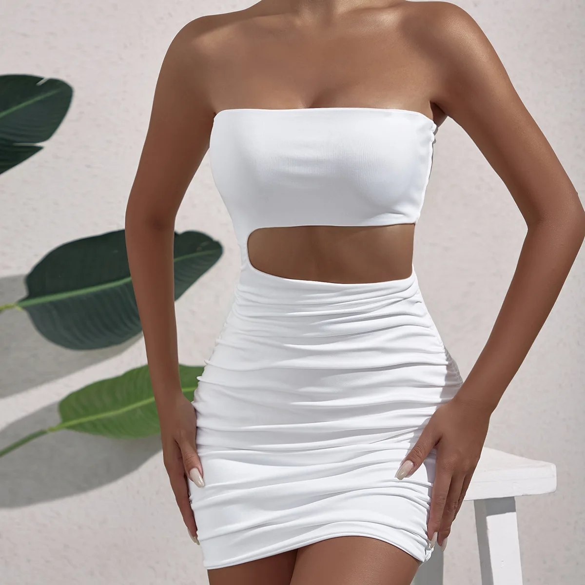 

2023 Summer Strapless Sexy Dress Women's Hollow Out Wrap Hip Fold Mini Dress White Backless Nightclub Party Slim Short Dresses