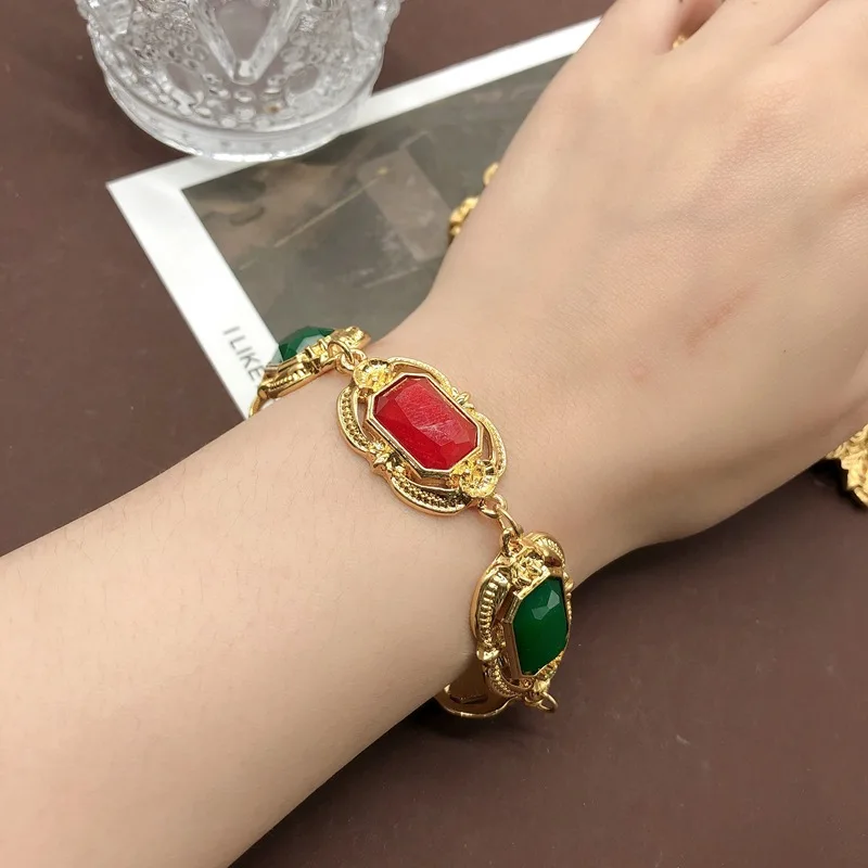 European and American retro palace style colorful gemstone necklace