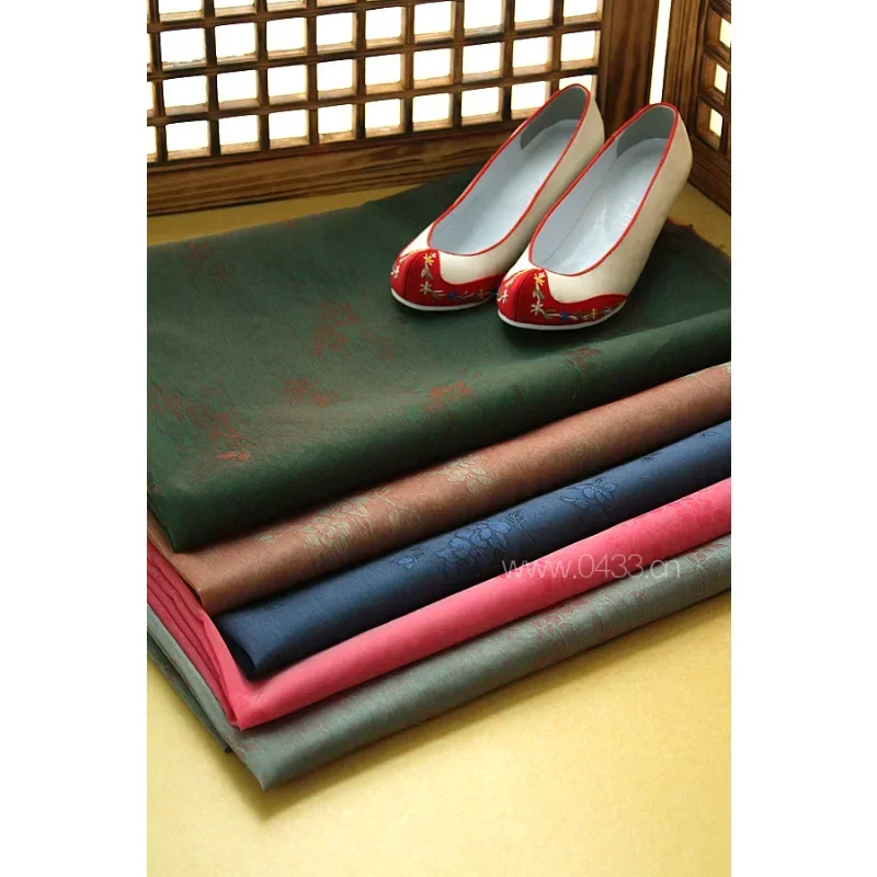 Silk two-color 124 fabric width 110cm half a meter price ancient Hanfu H-P08901