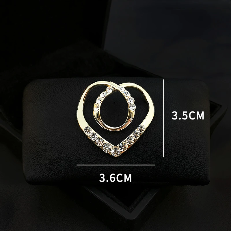 High-End Delicate Heart Small Silk Scarf Retaining Ring All-Matching Shirt Corner Knotted Buckle Minimalist Creative Jewelry Pin