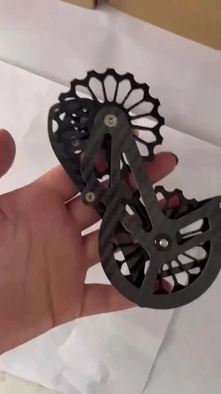 Bicycle Carbon Fiber Ceramic Rear Derailleur 17T Pulley Guide