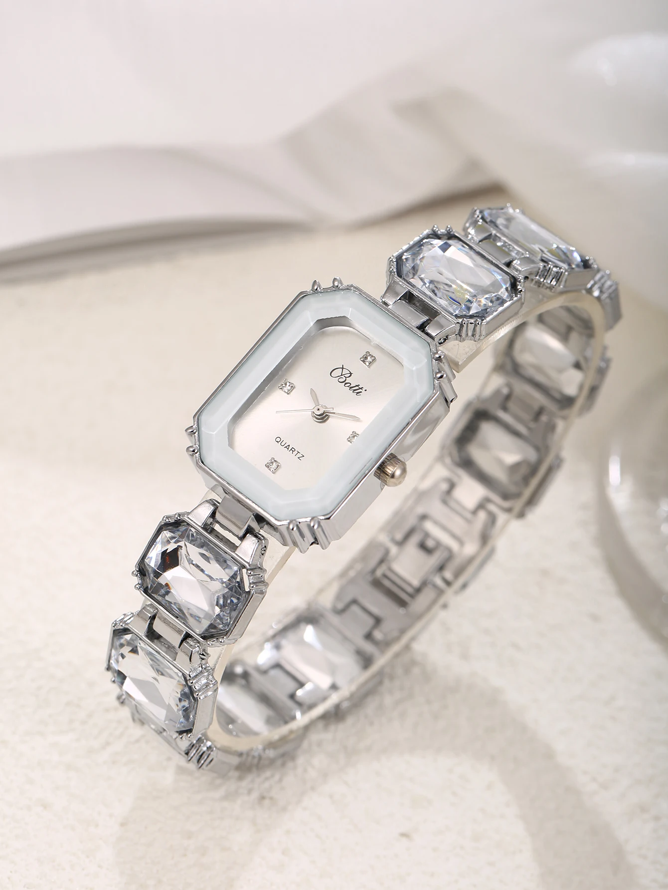 Elegant women's alloy quartz wristwatch, 3 pieces/set 2