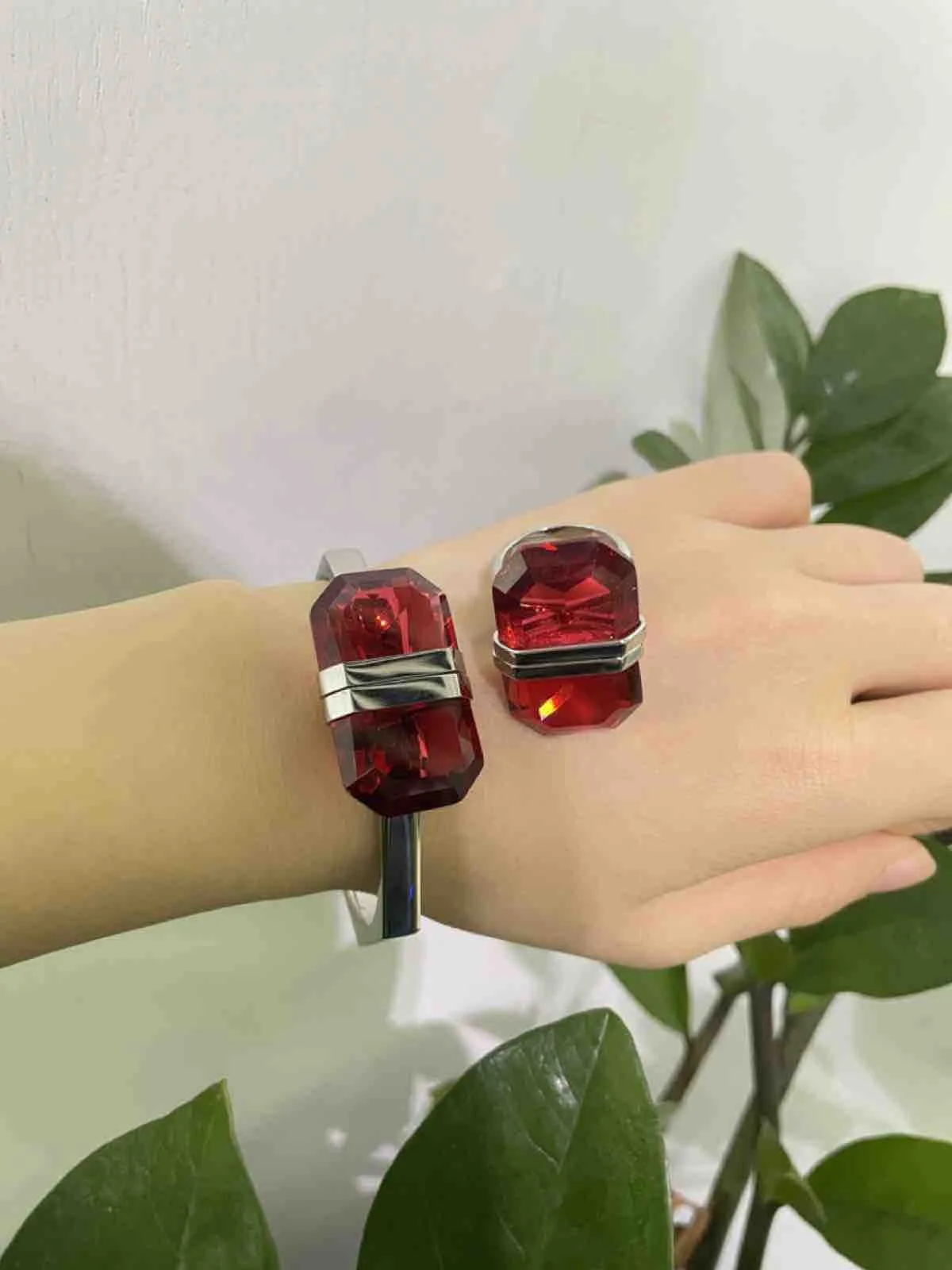 Original 2024 Luxury New Fine Jewelry Set Charm Pink Series Stainless Steel Zircon Bracelet Earring Ring With Logo Women's Party