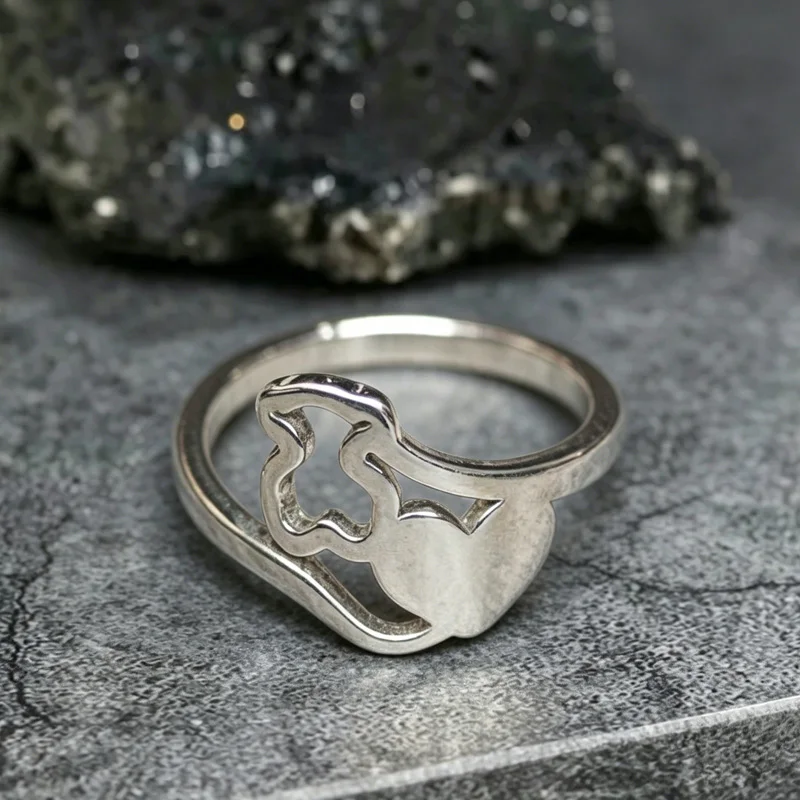 Elegant Oval Hollow Metal Ring Set for Women - Minimalist Handmade Jewelry Gift