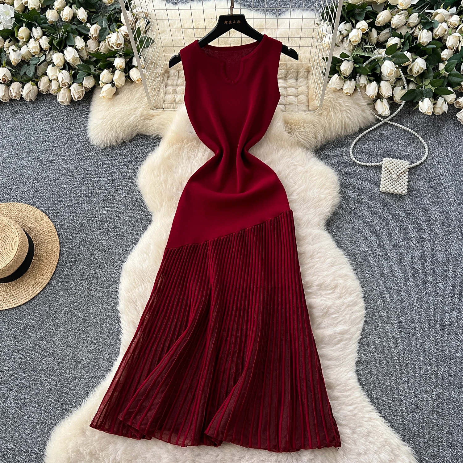 فستان نسائي