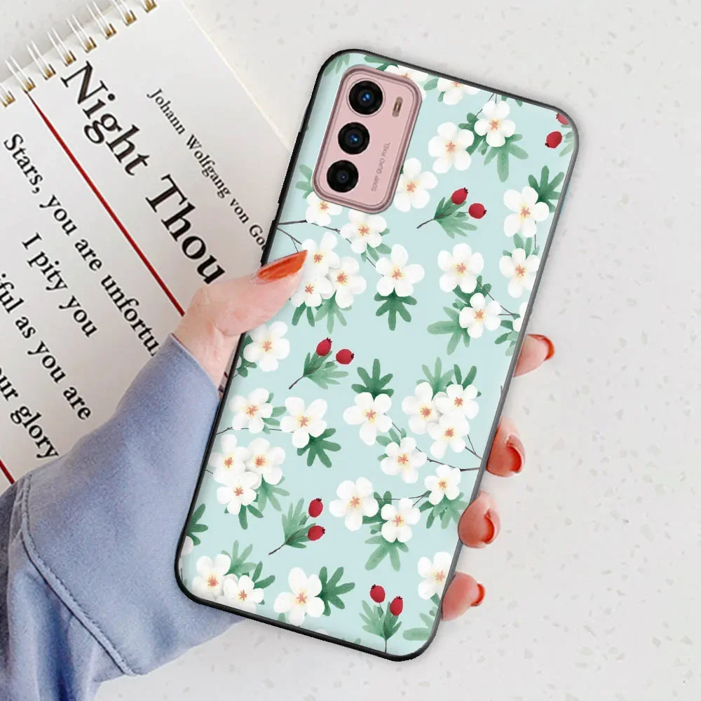 Vibrant Animal Design Silicone Case - Soft Bumper Protection for Motorola Moto Smartphones