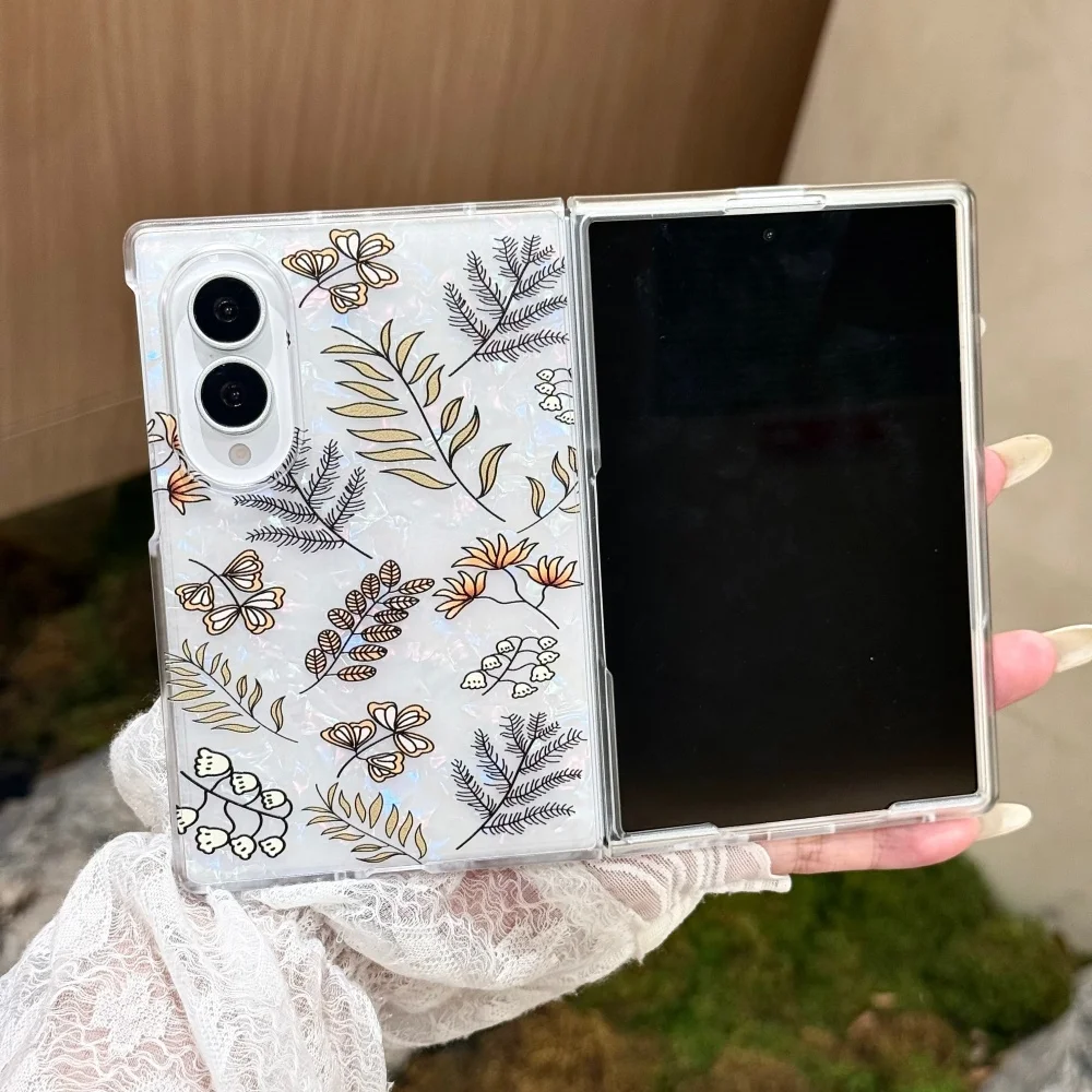 Luxury Floral Tulip Leaf Case with Colorful Shell Pattern