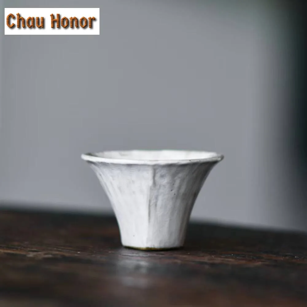 2pc/set Handamde Powder Yin Ceramic Teacup Hand Made Coarse Cup Creative Triangle Master Cup Small Sake Mug Kung Fu Teaset 22ml