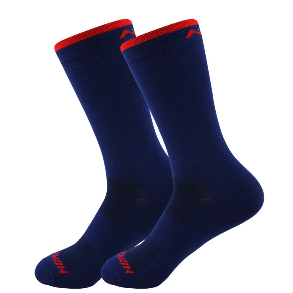 1 pair of  New Solid Color  Pattern Football socks Cycling Socks Basketball Socks Outdoor Sports Socks