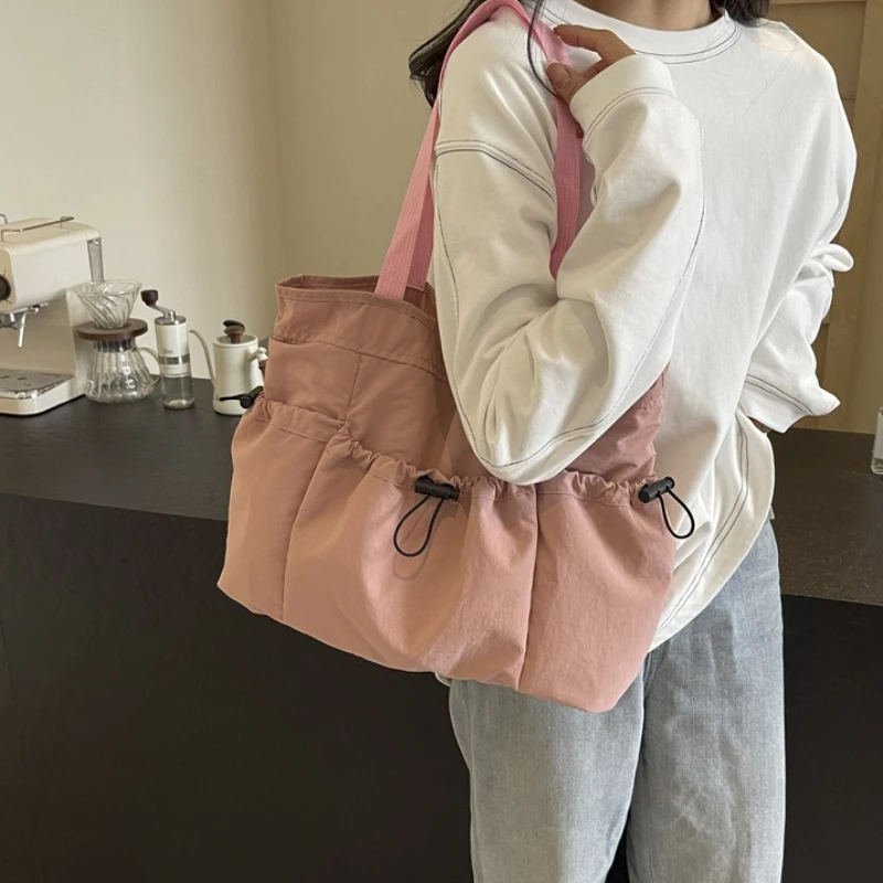 Borsa tote di grande capacità Borsa a tracolla in tela alla moda Borsa a secchiello per pendolarismo da lavoro - immagine 3