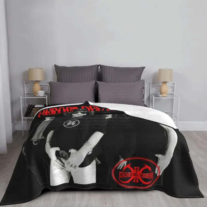 ���� �� Silencio ��� ���� ħ�뺸 ���� ���� �Ǻ� ģȭ�� �� ���� ��Ʈ