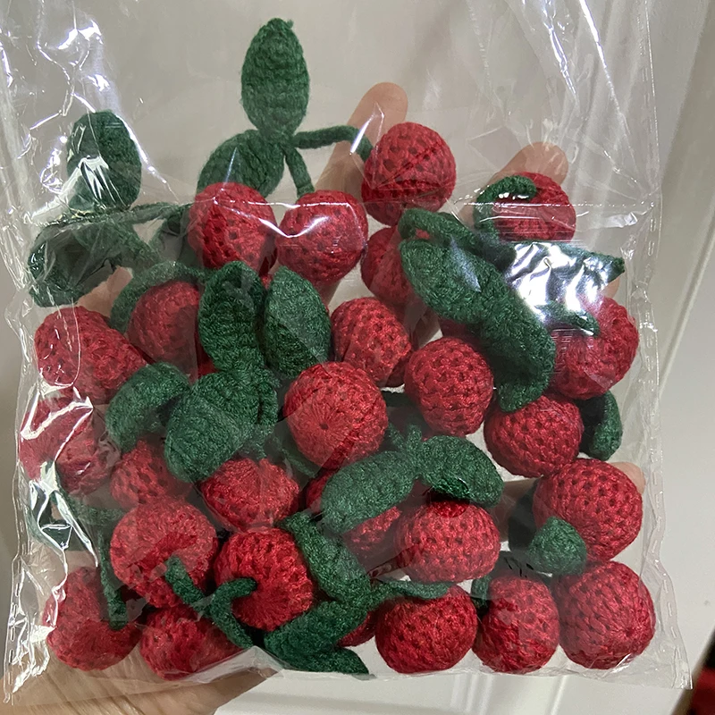 Crochet Fruit Ornament 5Pcs 2CM Braid Hand Hook Cherry Hand-knitted Green Leaf Red Cherries Crafts DIY Pendant Clothing Accessories cereja de croch&ecirc;
