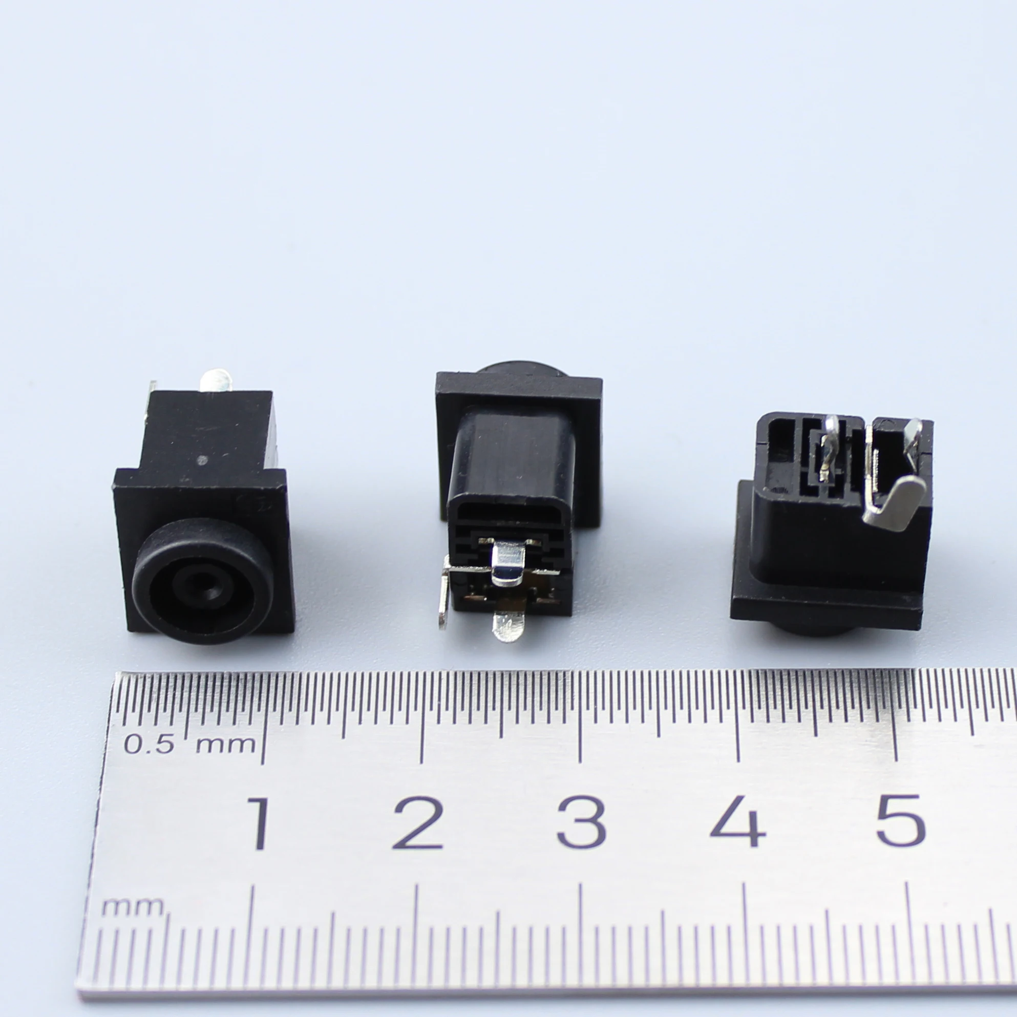 LG 1942CW E1942CW E1942CWA E1945C 1945CW E1945CWA 모니터 드라이버 보드 등 3pin DC 전원 잭 소켓 커넥터 용 10 개/몫