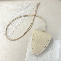 Chic Leopard Print Velvet Magnetic Sunglasses Lanyard Necklace (White)