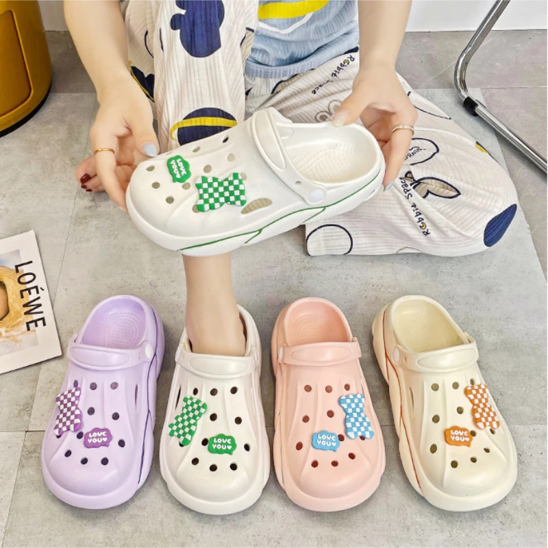 

Hot Sale Cute Cartoon Women Sandals Casual Thick Sole Garden Shoe Women Clogs Fashion Yellow Summer Platform Sandal Women Slides