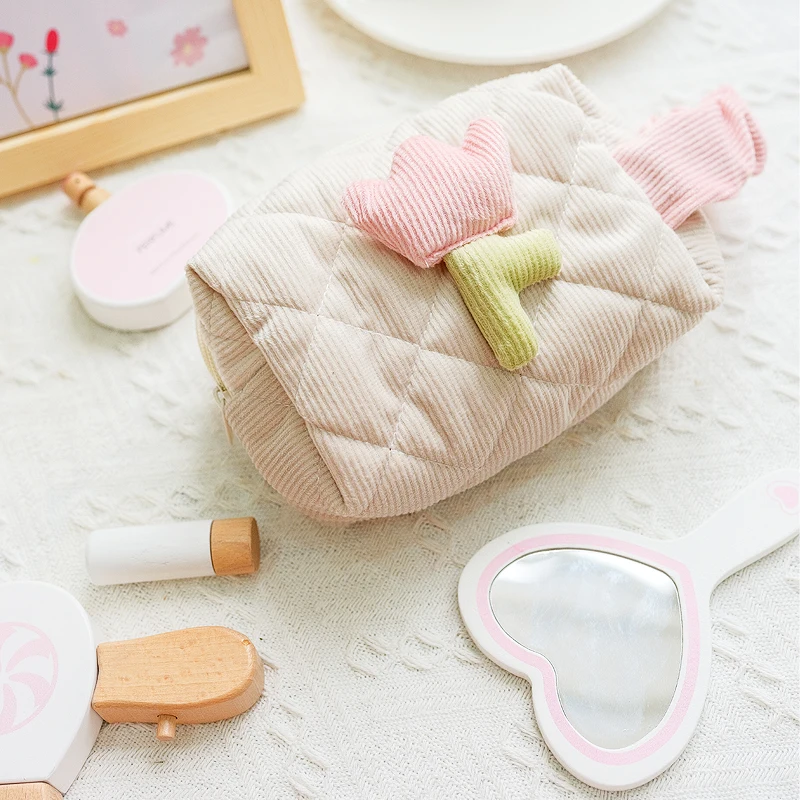 Wooden Pretend Play Makeup Toys Simulation Cosmetics Set Girls Play House Hairdressing Simulation Make Up Preschool Toys ﻿