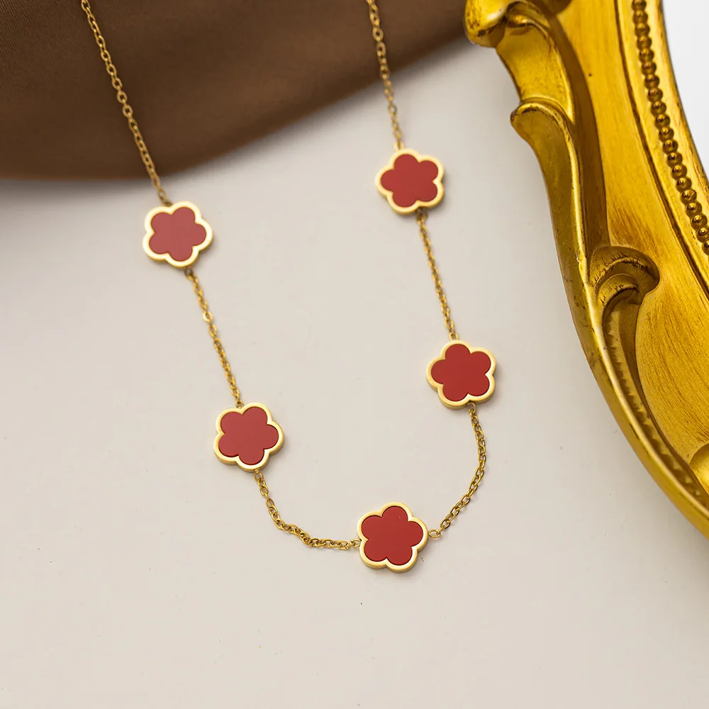 18k/750金 Saudi Gold Red Clover necklace 18k/750金 Saudi Gold Red Clover necklace