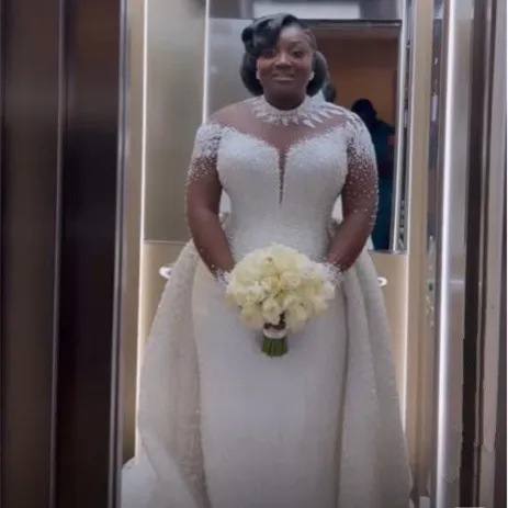 

Роскошное свадебное платье-Русалка