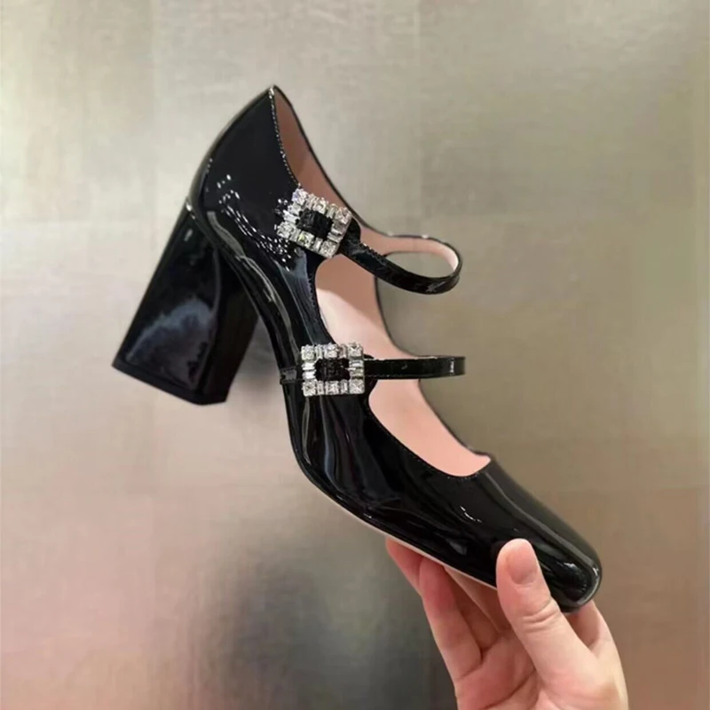 

Crystals Black Patent Leather Women Single Shoes Mary Jane Ladies Pumps Slip-On Tacones Para Mujer Round Toe Sapatos Feminino