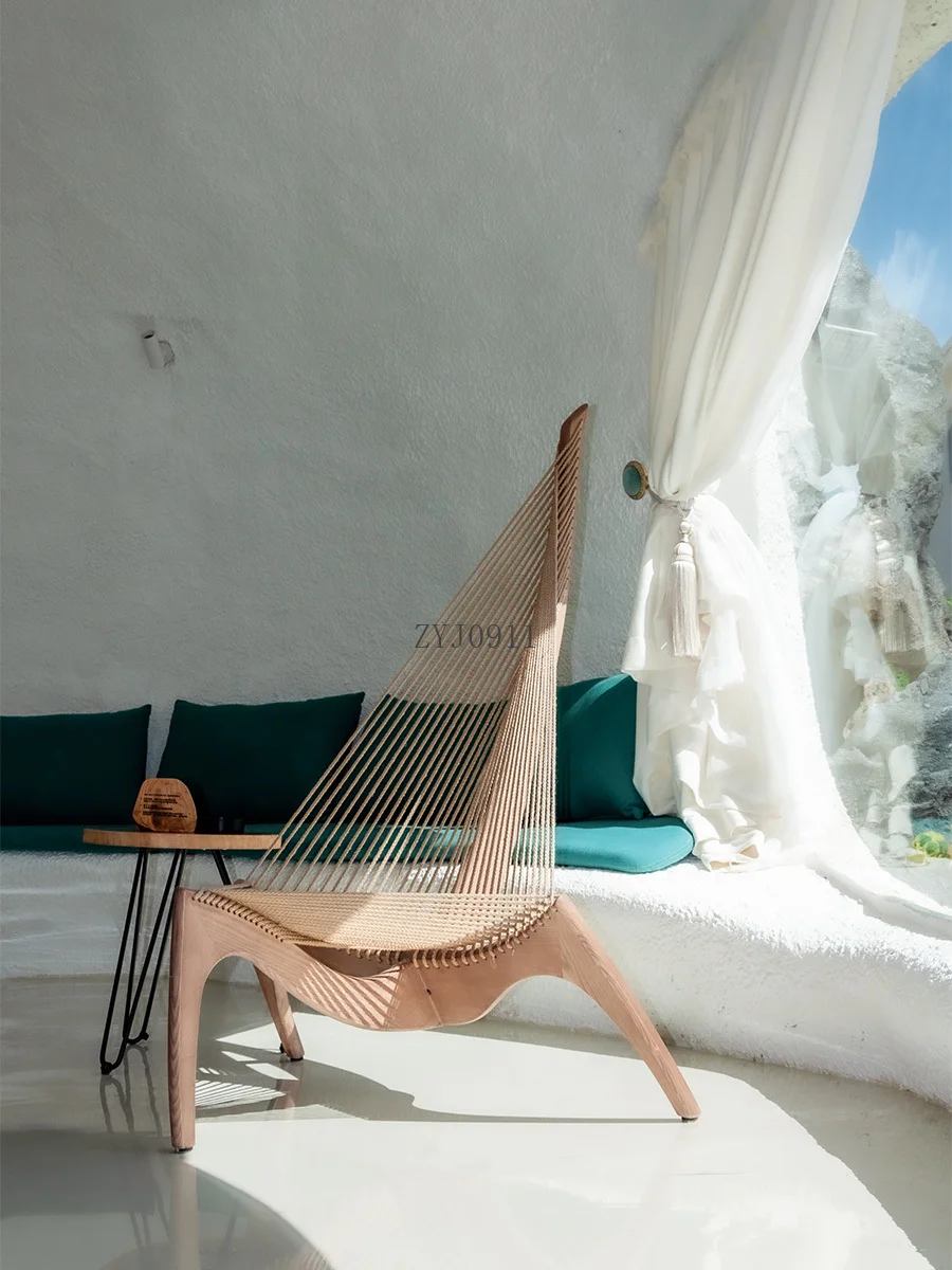 Slide image b05b19ba0e094b1a9112f43dbfccad1a