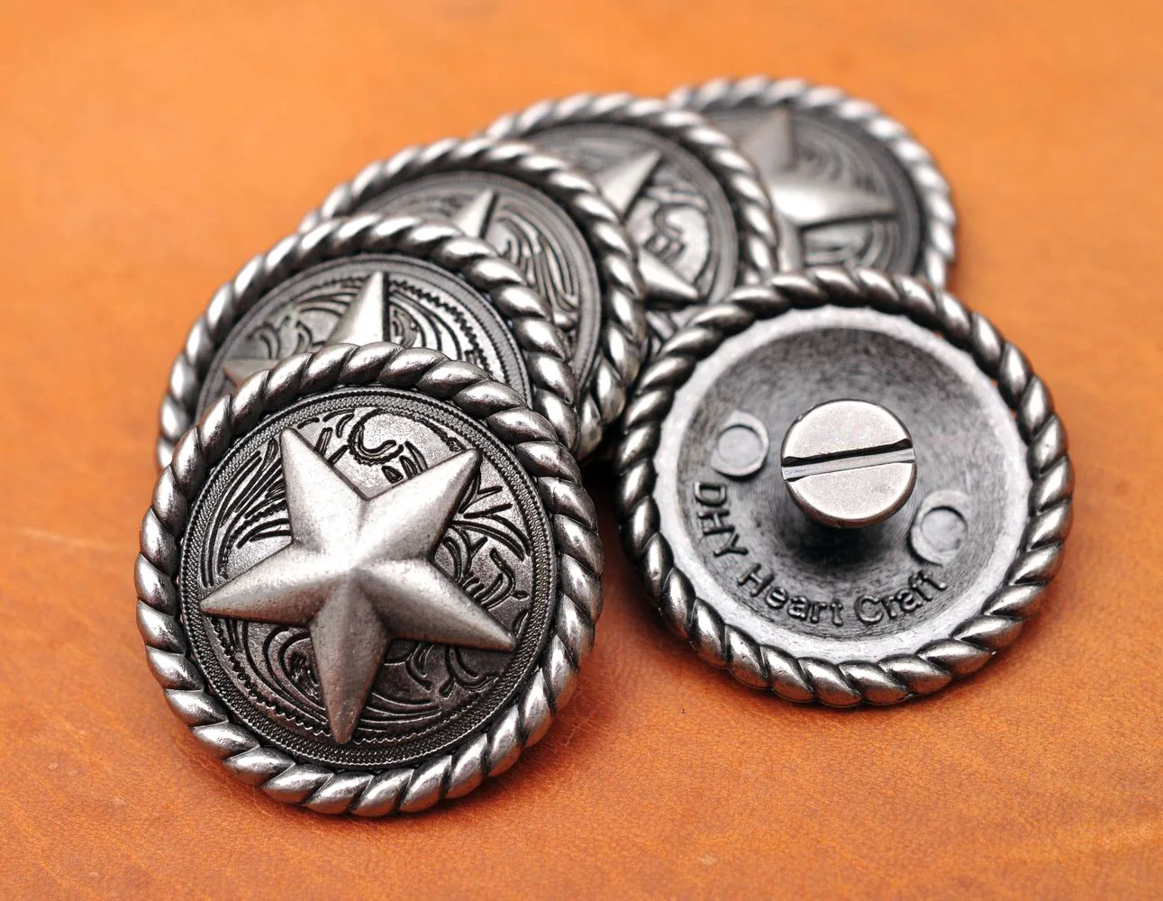 Concho western argent antique avec fleurs en cuivre L190 - France
