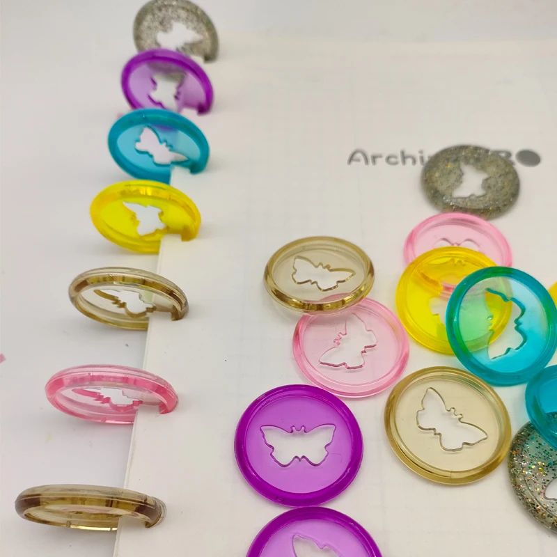 Рисунок 4 - прозрачные кольца для блокнотов