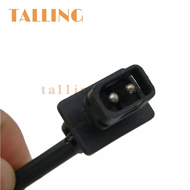 A/C Refrigerant Condition Temperature Sensor For Mercedes-Benz SLK230 CLK320 E320 C230 S420 New Car Accessories 2108300772