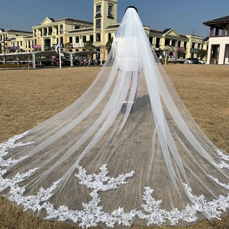 

New White Ivory3 Meters Long Cathedral Real Photo One Layer Lace Appliques Wedding Bridal Veil with Metal Comb Veu Velo Noiva