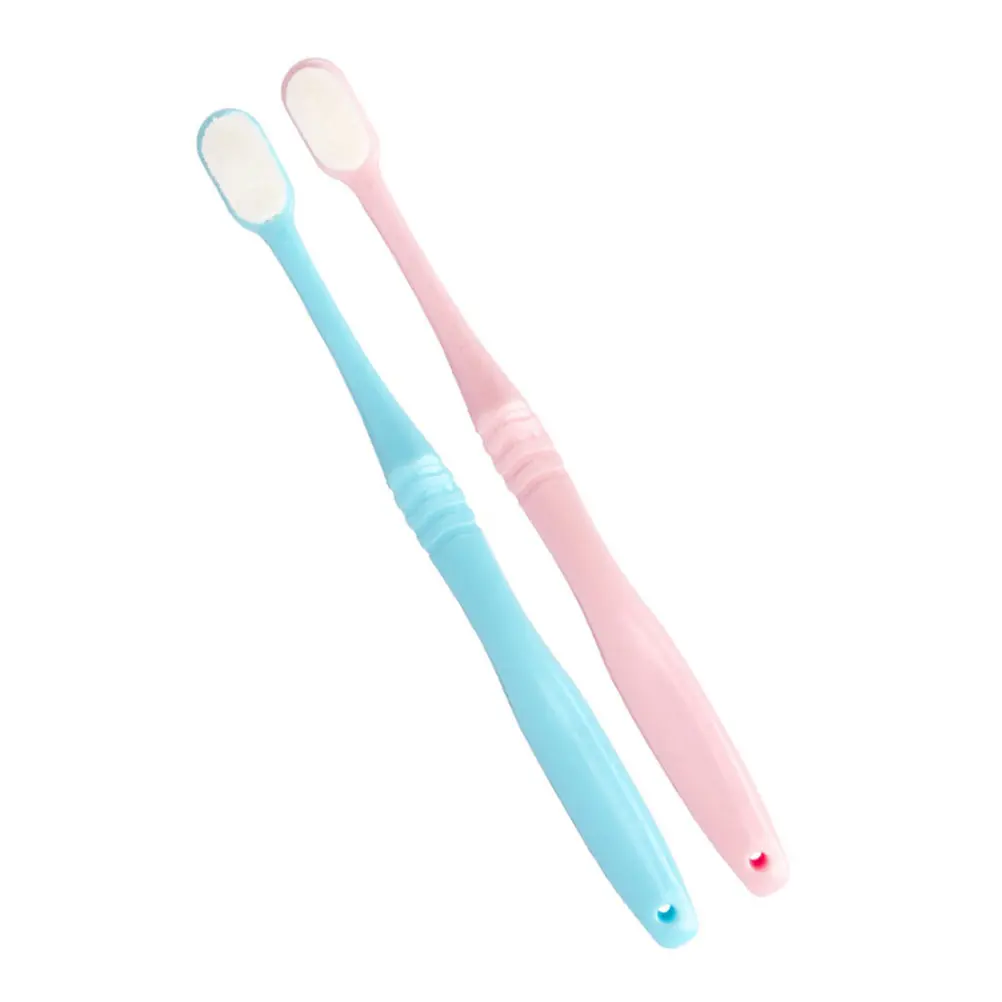 2Pcs 부드러운 강모 칫솔 울트라 칫솔 내구성 있는 디자인 일상 사용을 위한 경량 휴대용 잇몸 관리 치아 청소 도구