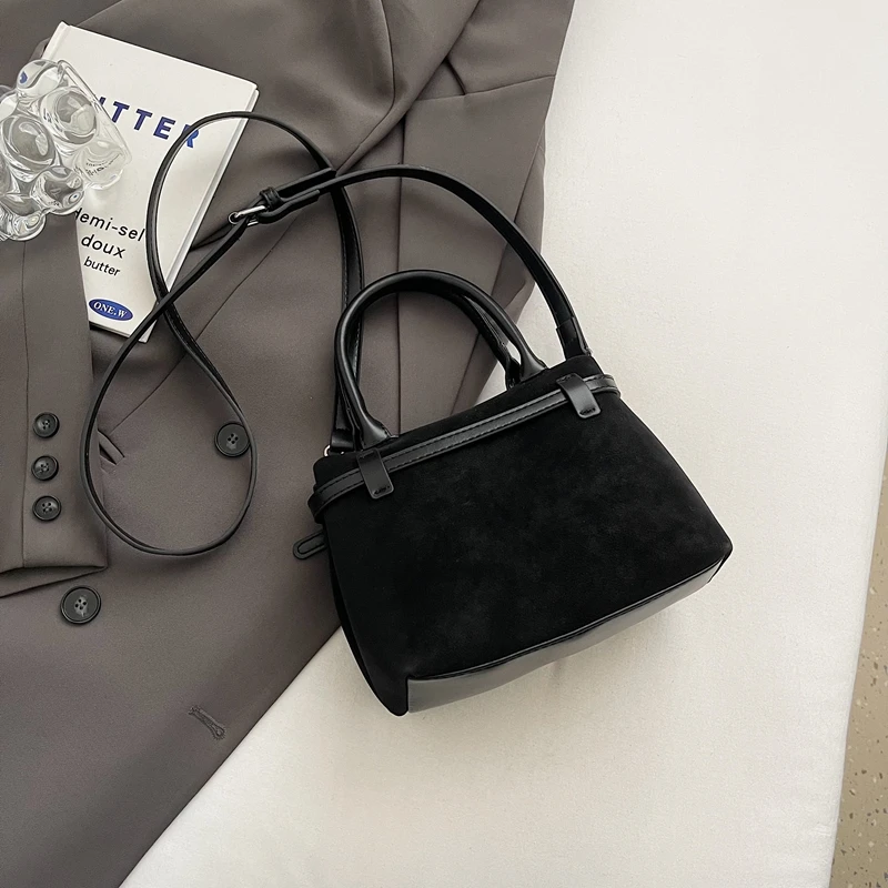 PU Leather Versatile Underarm Bag Large Capacity Simple Armpit Bag Solid Color Casual Frosted Handbag Commute Handbag