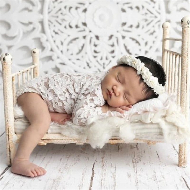 

Newborn Girls Photo Props Flower Headband Elegant Lace Jumpsuit Baby Photography Suit Headdress See-through Princess Romper