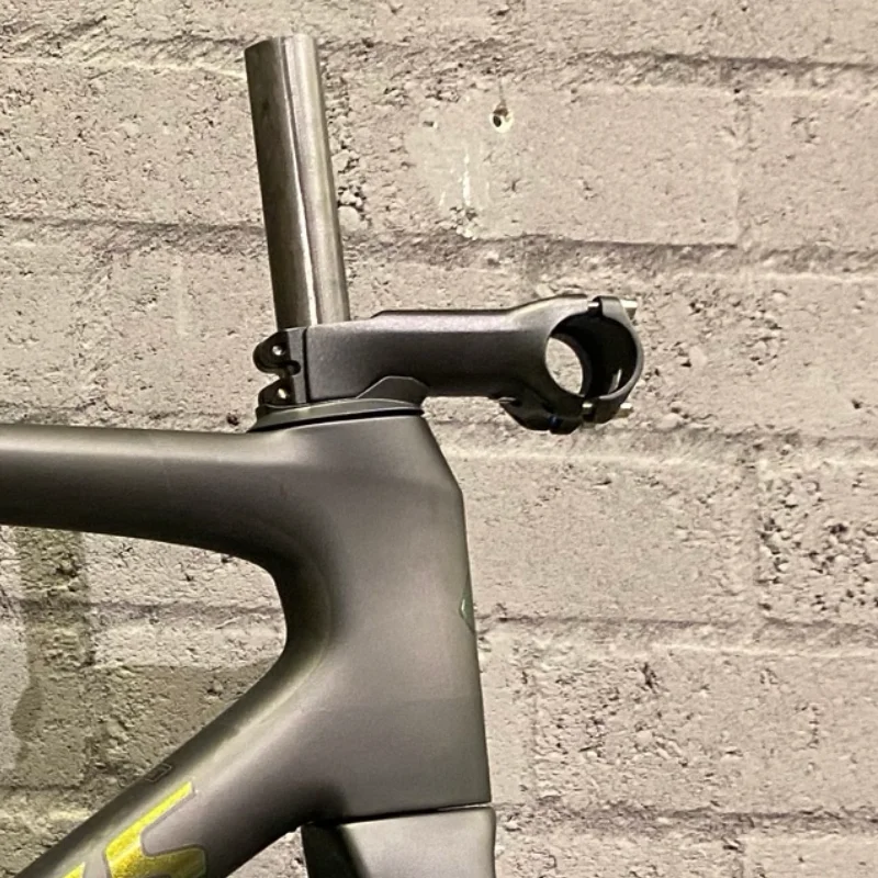 

2024 T1100 SL8 карбоновая велосипедная Рама с рулем рама шоссейного велосипеда Рама велосипеда дисковый тормоз подходит Di2 Сделано в Тайване