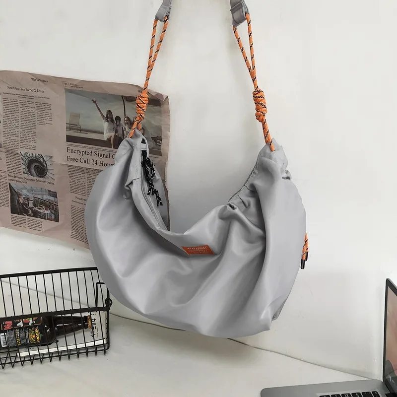 Single Shoulder Crossbody Bag Nylon Sports High Capacity Travel Cross Shoulder Backpack Men's And Women's Single Shoulder Bag