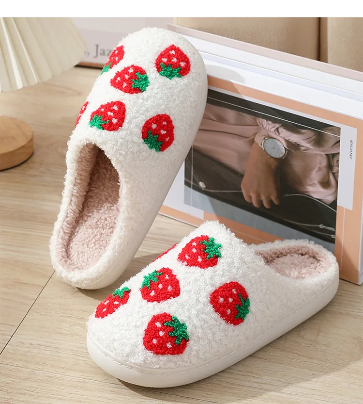 

Cute Strawberry Slippers Fluffy Faux Fur Plush House Shoes Women Female Comfy Home Flat Slip-on Slides Chaussure Femme