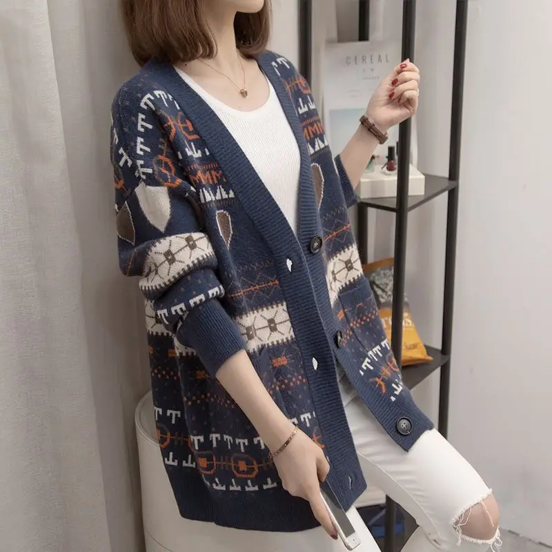

2023 Spring and Autumn Women's New Knitted Cardigan V-neck Loose Casual Thickened Versatile Comfortable Sweater Coat