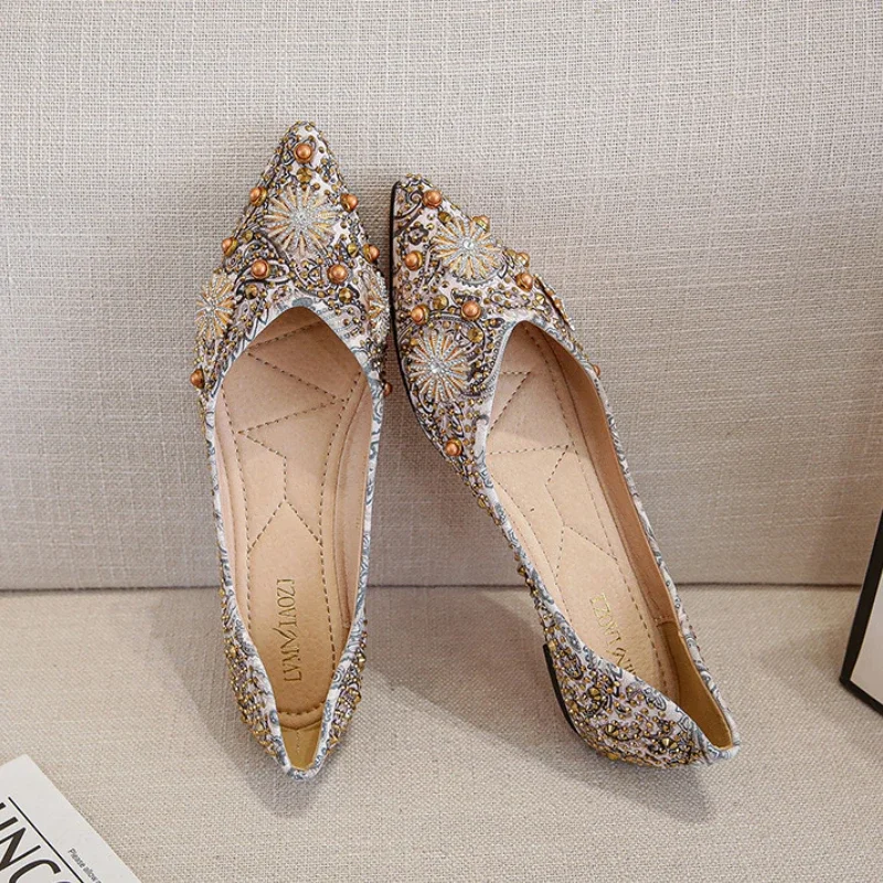 Pointed Toe Women Flat Rhinestones Loafers Autumn Rivets Classic Ladie Flats Shoes Women's Ballet Flats Soft Boat Shoes 2023 5