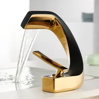 ห้องน้ําดาดฟ้าติดตั้งก๊อกน้ําอ่างล้างหน้าสีดําอ่างล้างจานแตะเดี่ยวหลุมน้ําแตะร้อนและเย็น mitigeur salle de bain ก๊อกน้ําผสม 2