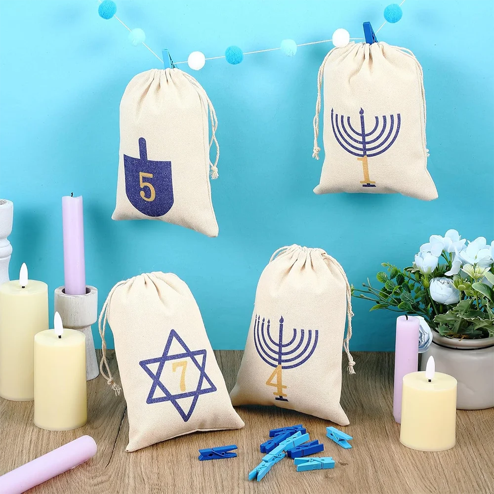 Organza Gift Bags Party Gift Bags Canvas Drawstring Pouches 8 Pcs Nights of Hanukkah Gift Bags Hanukkah Countdown Calendar Drawstring Bags for Kid Chanukah Decorations